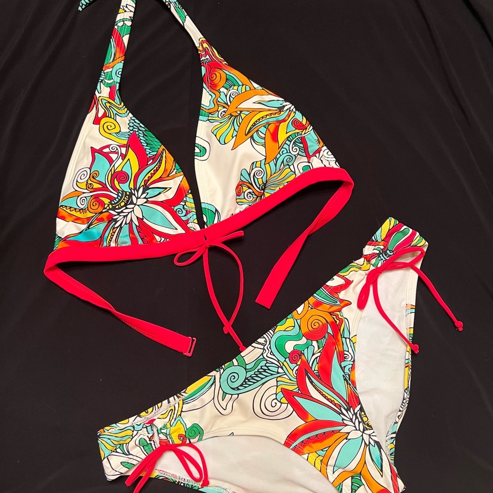 Bathing suit